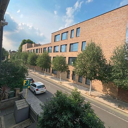 Double Bedroom In Clapham London Exterior photo